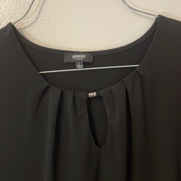 Premise Studio small black shirt keyhole neck 95% polyester 5% spandex - Picture 2 of 7